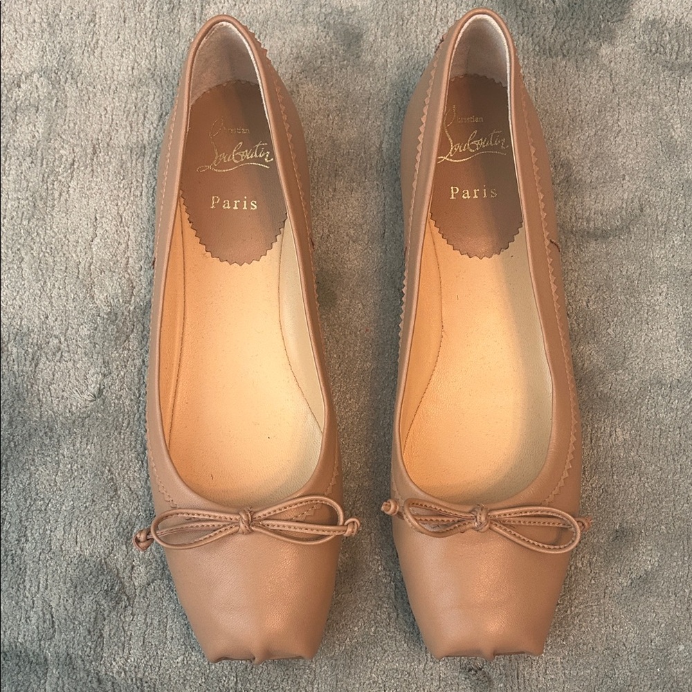 Christian Louboutin Mamadrague Napa Bow Ballerina Flats
